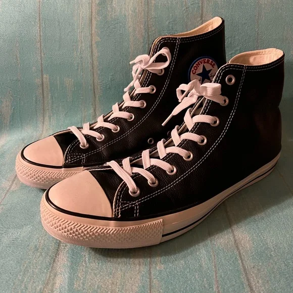 Converse Chuck Taylor Black leather with embroidered Logo Hi Top Men size 13